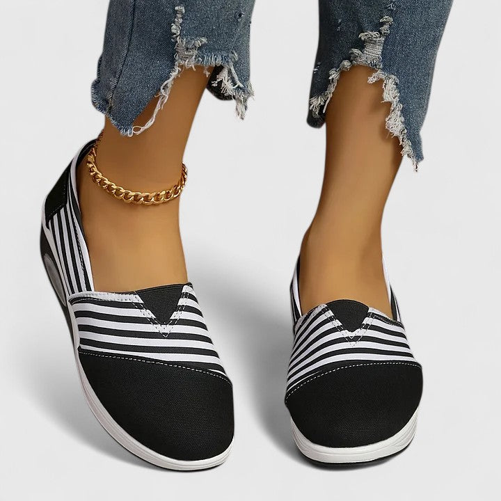 Julia | Supportive Sneakers
