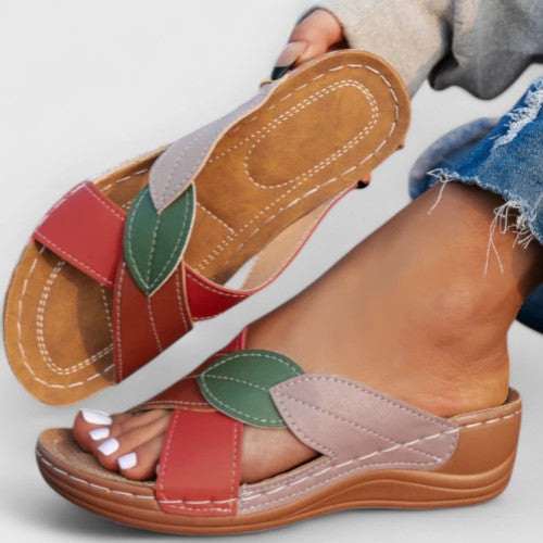 Taylor | Leaf Accent Comfort Slide Sandals