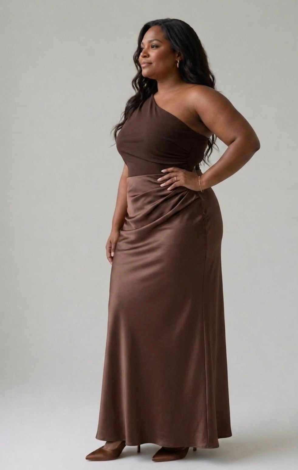 Florence | Maxi Dress with a Guilt in Satin