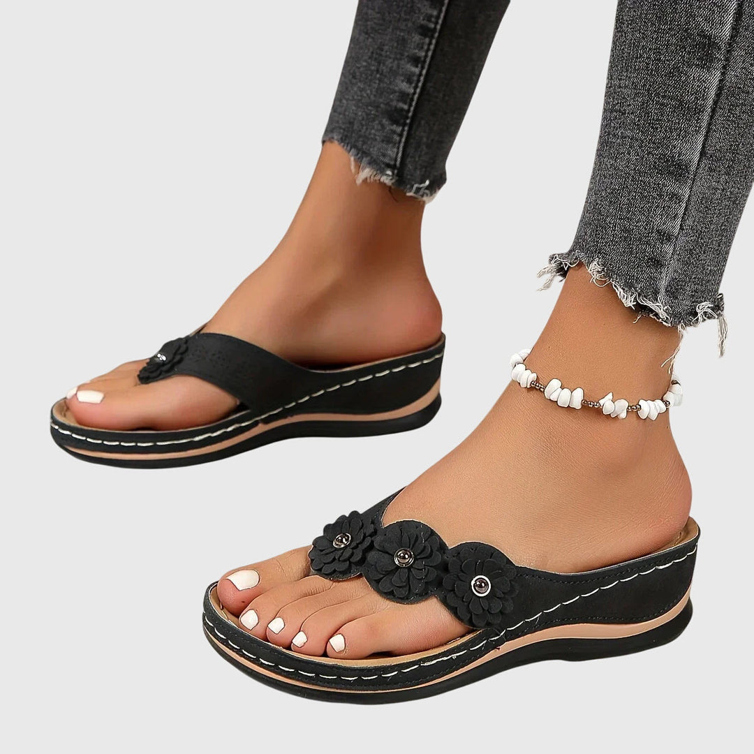 Alexis | Supportive Flip Flops