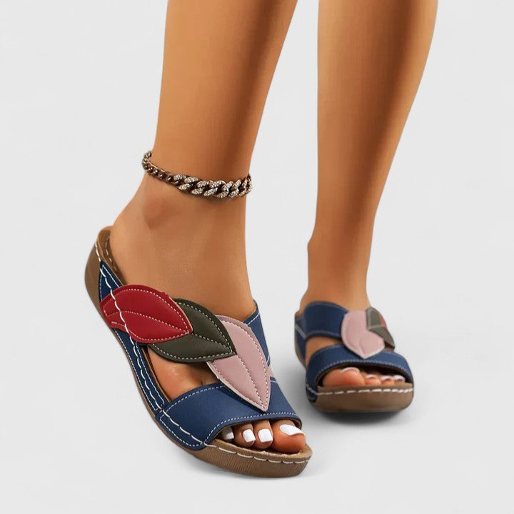 Taylor | Leaf Accent Comfort Slide Sandals