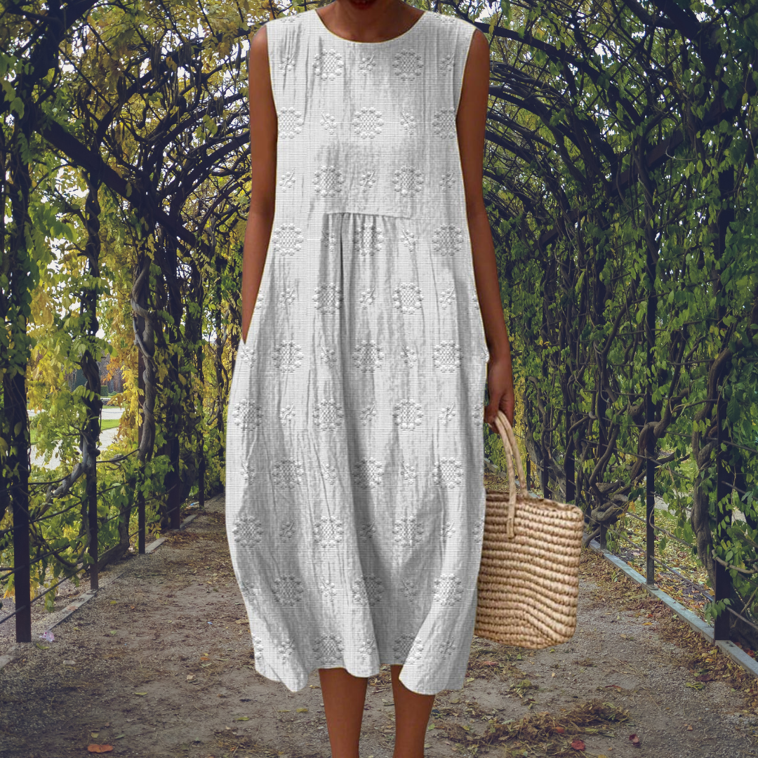 Aikaterini | Chic Sleeveless Dress with Convenient Pockets