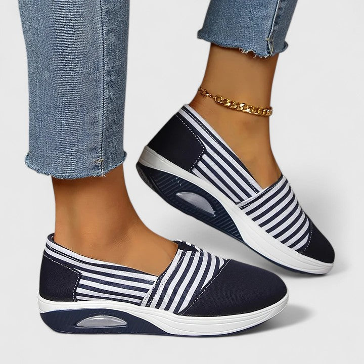 Julia | Supportive Sneakers