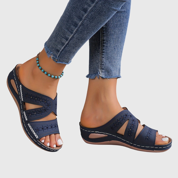 Noëlle | Lightweight Supportive Sandals
