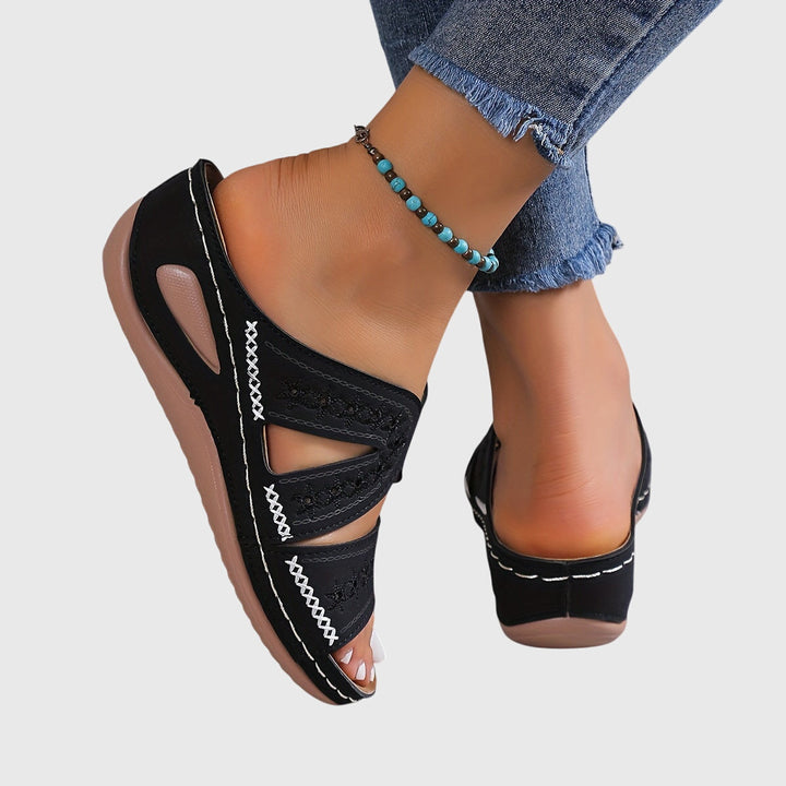 Noëlle | Lightweight Supportive Sandals