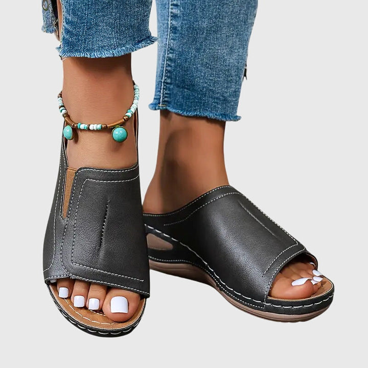 Aretha | Supportive Sandals