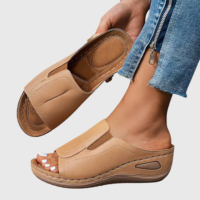 Aretha | Supportive Sandals