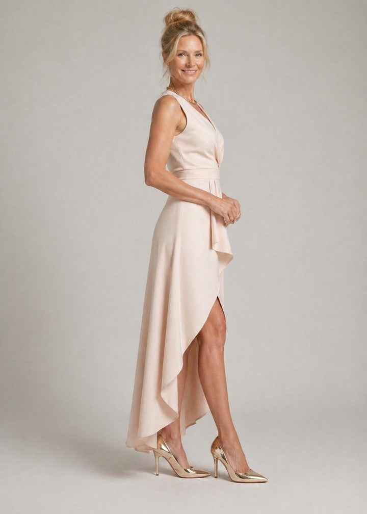 June | Elegant Flowing Dress