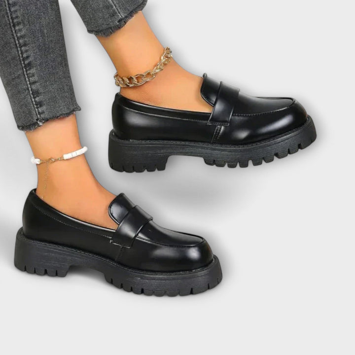 Pia | Supportive Loafers