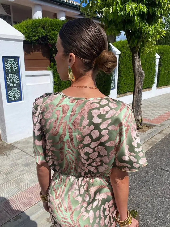 Clarandra | Signature Dress