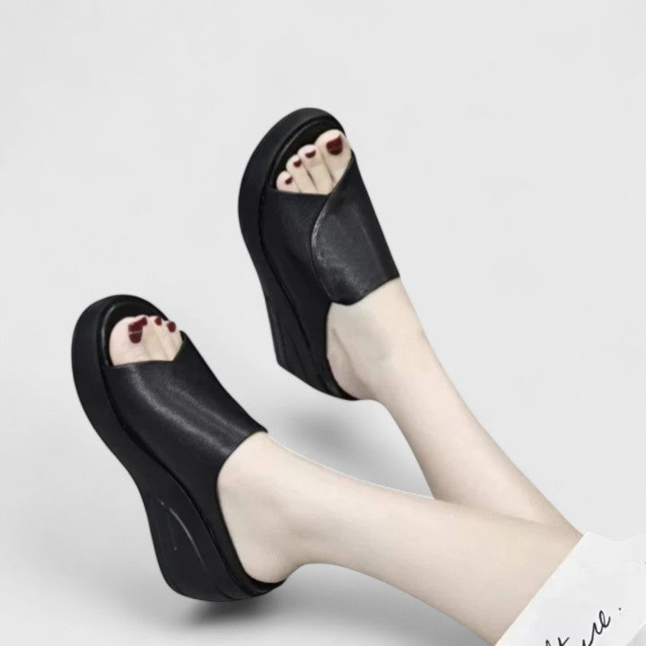 Celionette | Supportive Wedge Sandals
