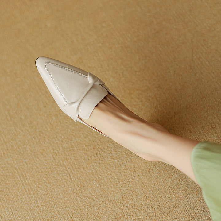 Erlen | Pointed-Toe Knot Detail Mules