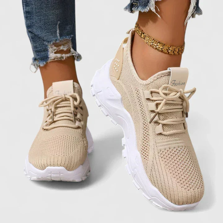 Maica | Supportive Sneakers