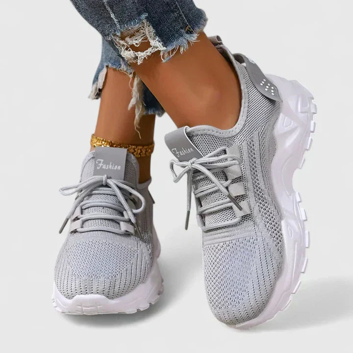 Maica | Supportive Sneakers