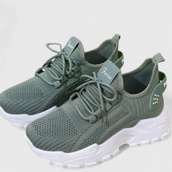 Maica | Supportive Sneakers