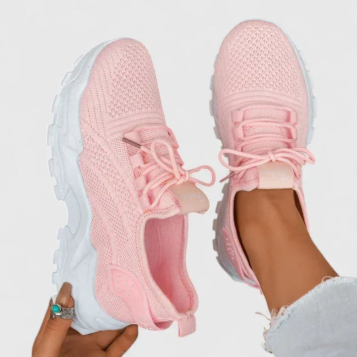 Maica | Supportive Sneakers