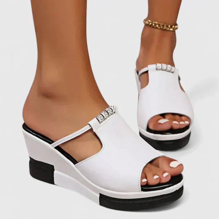 Florine | Supportive Sandals