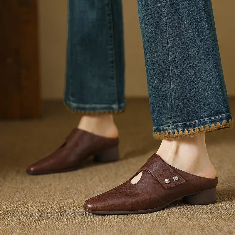 Agnit | Pointed-Toe Cutout Accent Mules