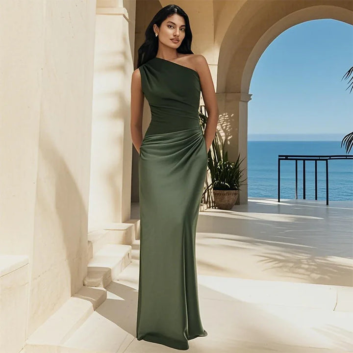 Florence | Maxi Dress with a Guilt in Satin