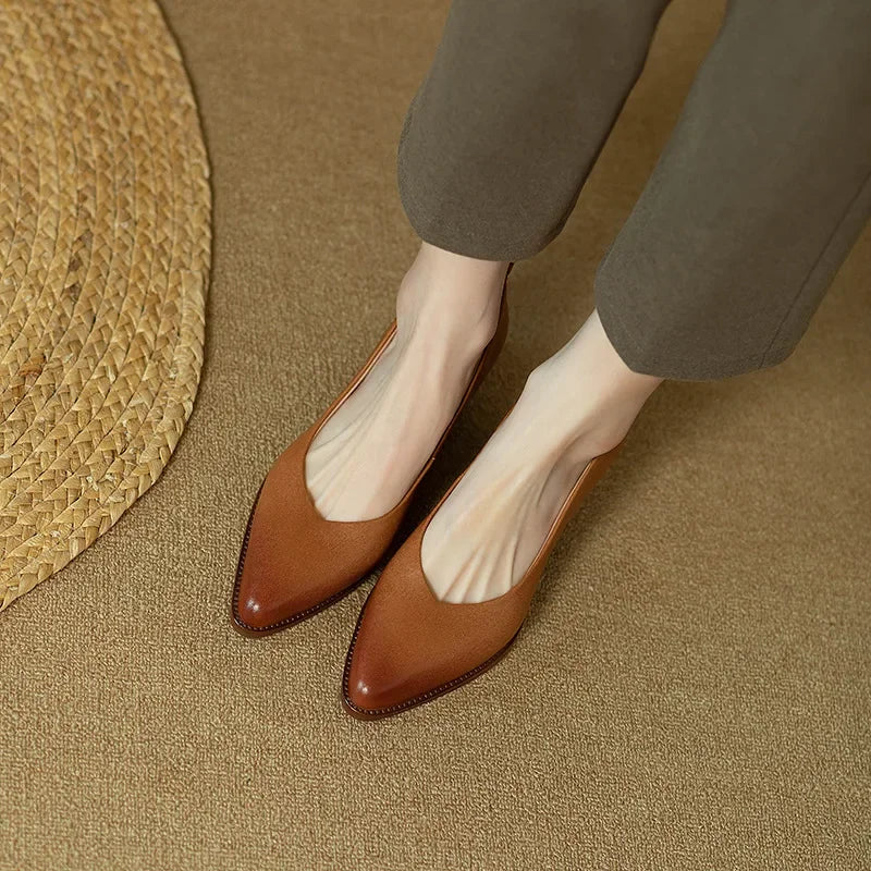 Helen | Classic Chic Pumps