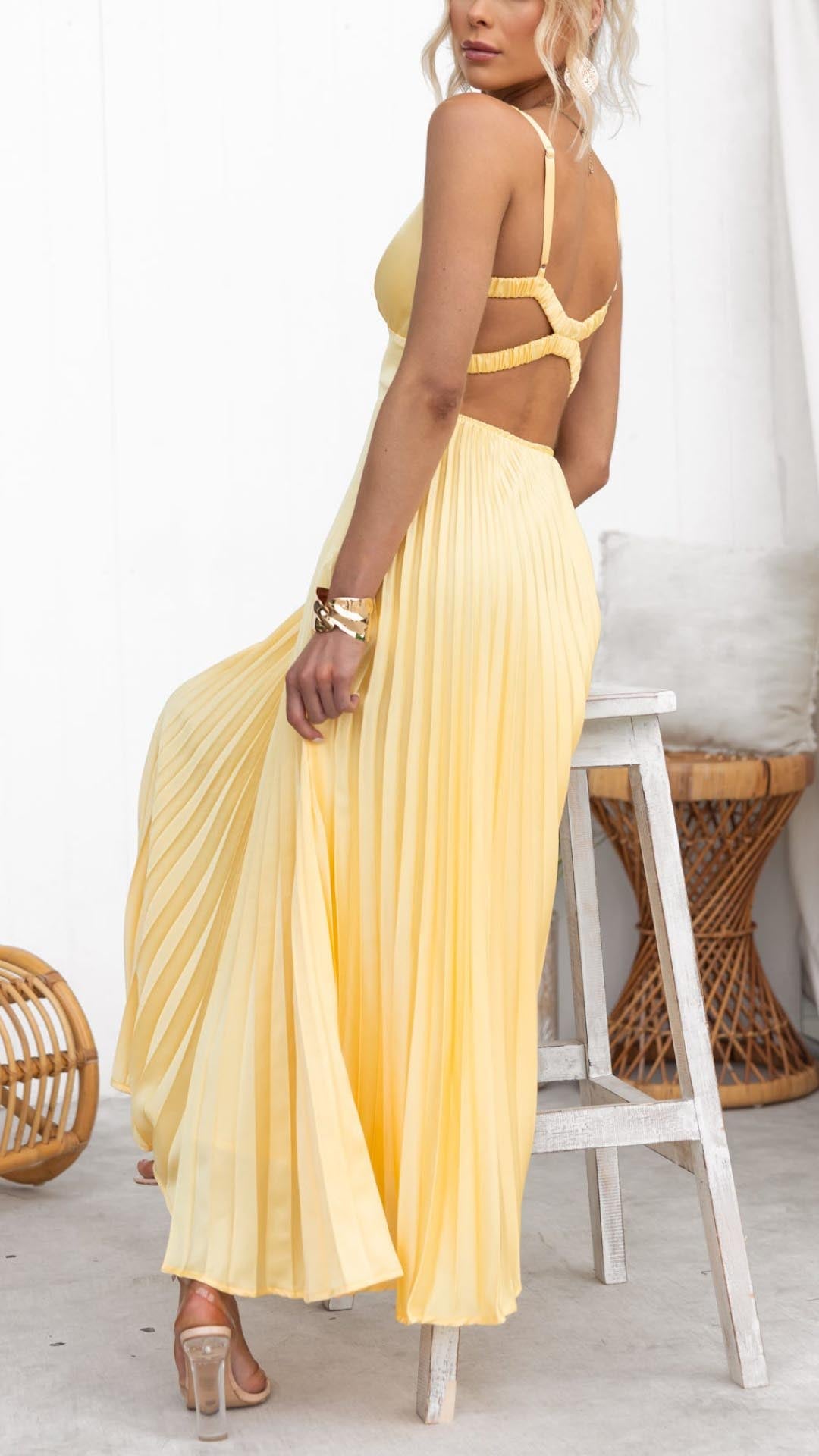 Ivy | Pleated V-Neck Maxi Dress