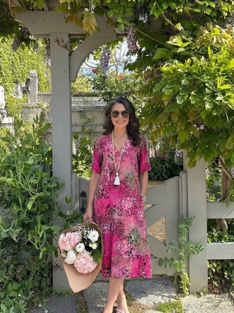 Althea | Short Sleeve V-Neck Printed Midi Dress