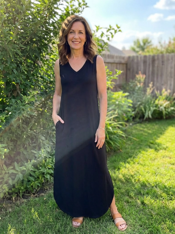 Liora | Sleeveless V-Neck Pocket Maxi Dress