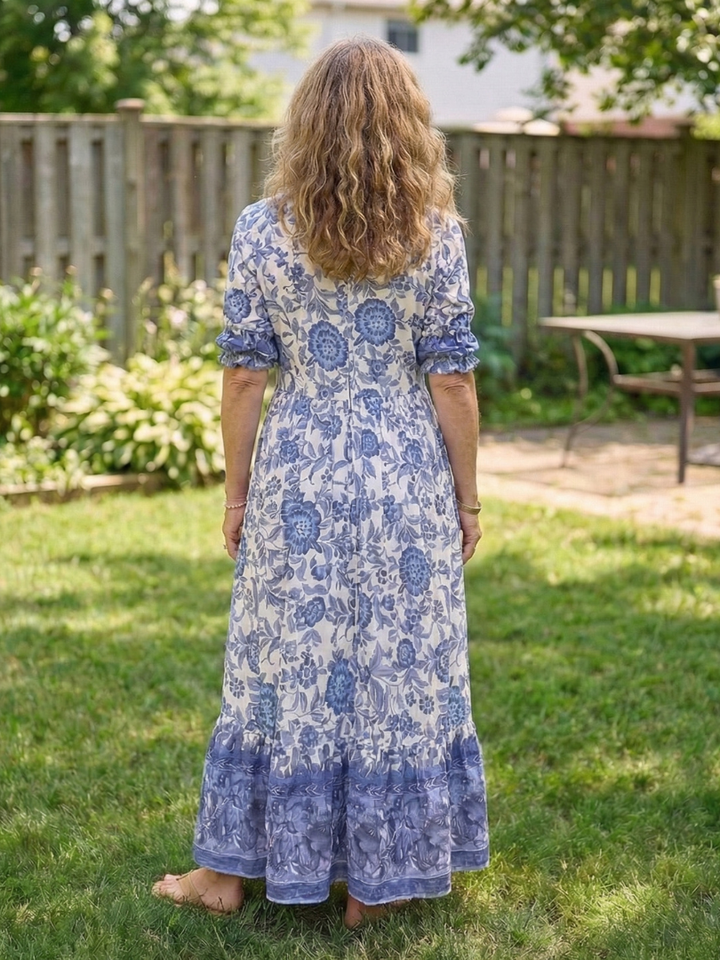 Calandra | Short Sleeve V-Neck Floral Midi Dress