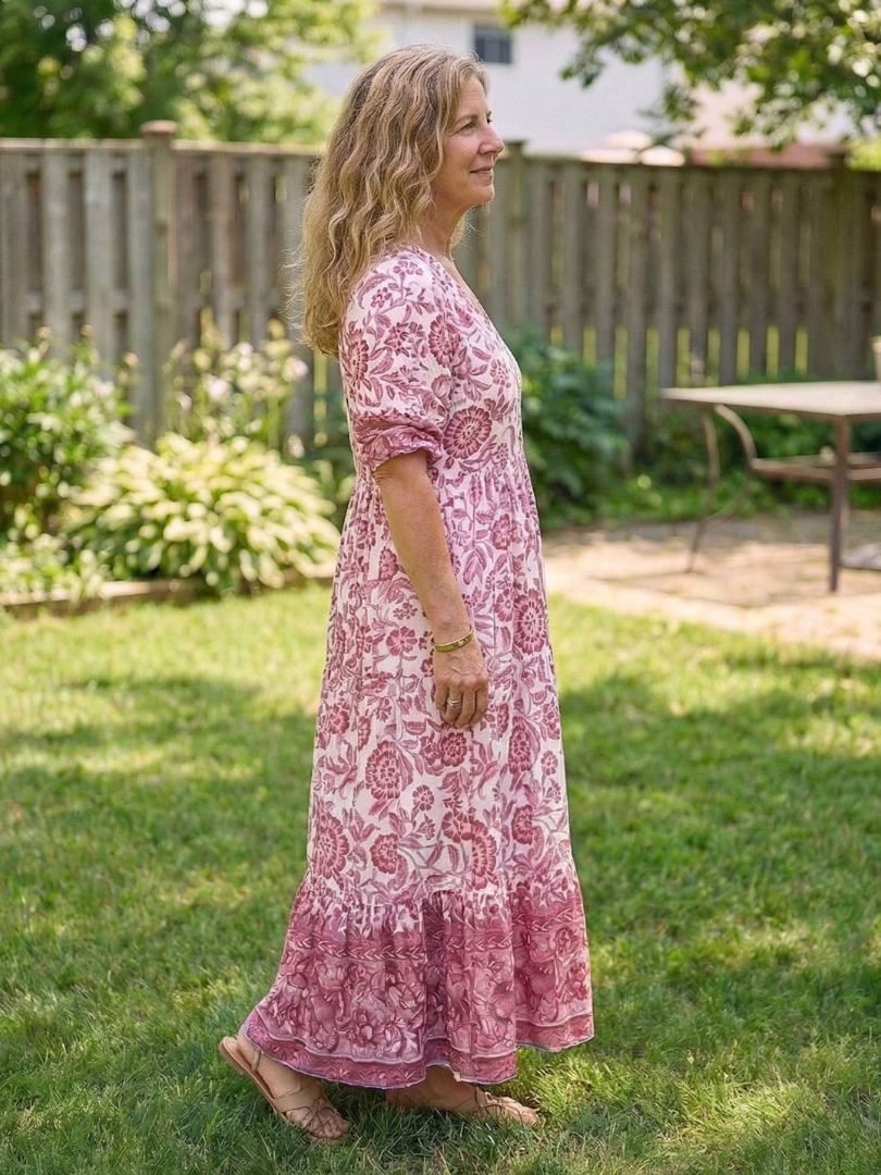 Calandra | Short Sleeve V-Neck Floral Midi Dress