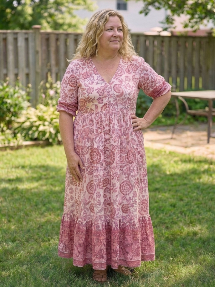 Calandra | Short Sleeve V-Neck Floral Midi Dress