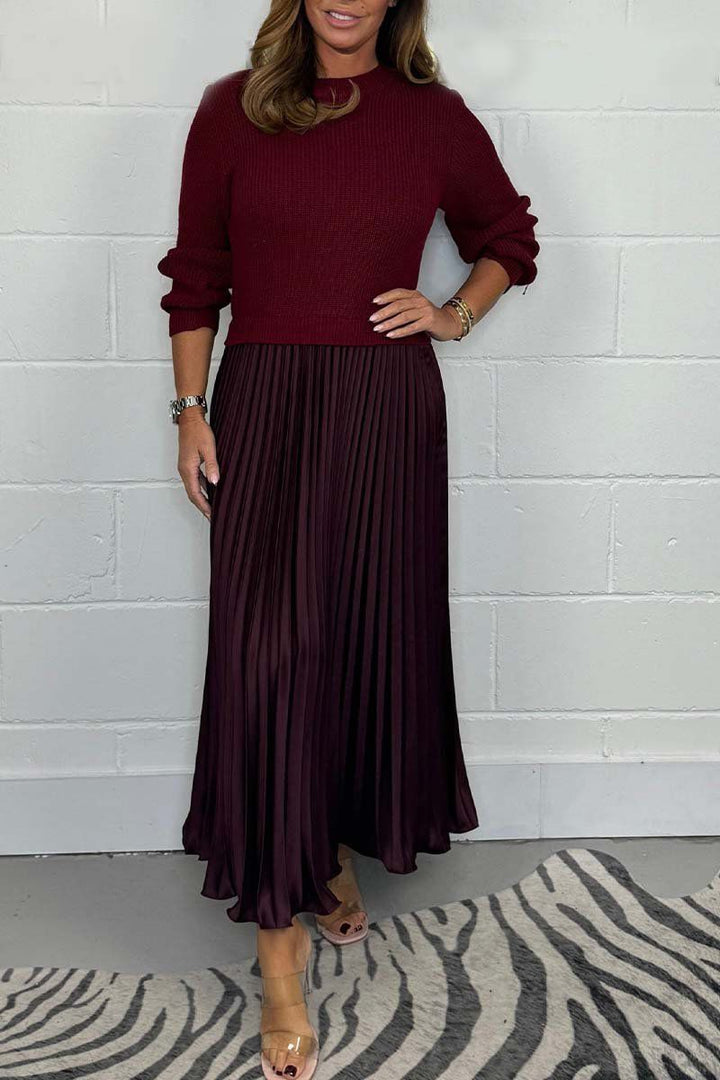 Claudia | Maxi dress with sweater and pleated skirt