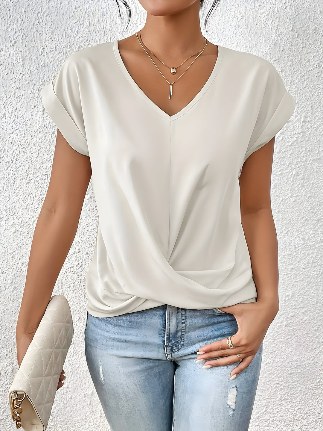 Bella | Classic Twist Detail V-Neck Top