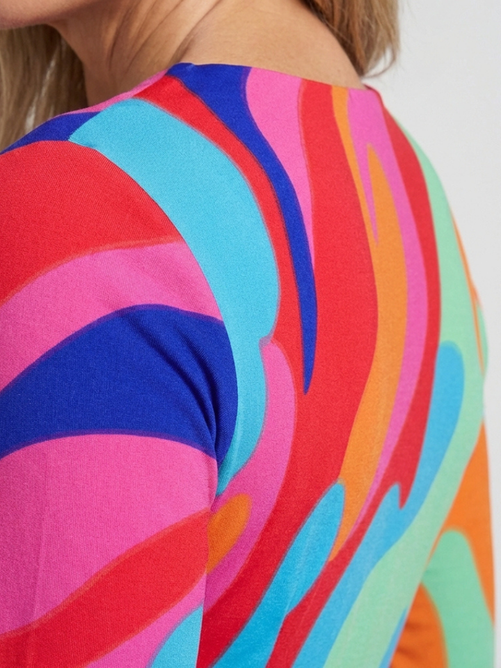 Naomi | Three Quarter Sleeve V-Neck Abstract Maxi Dress