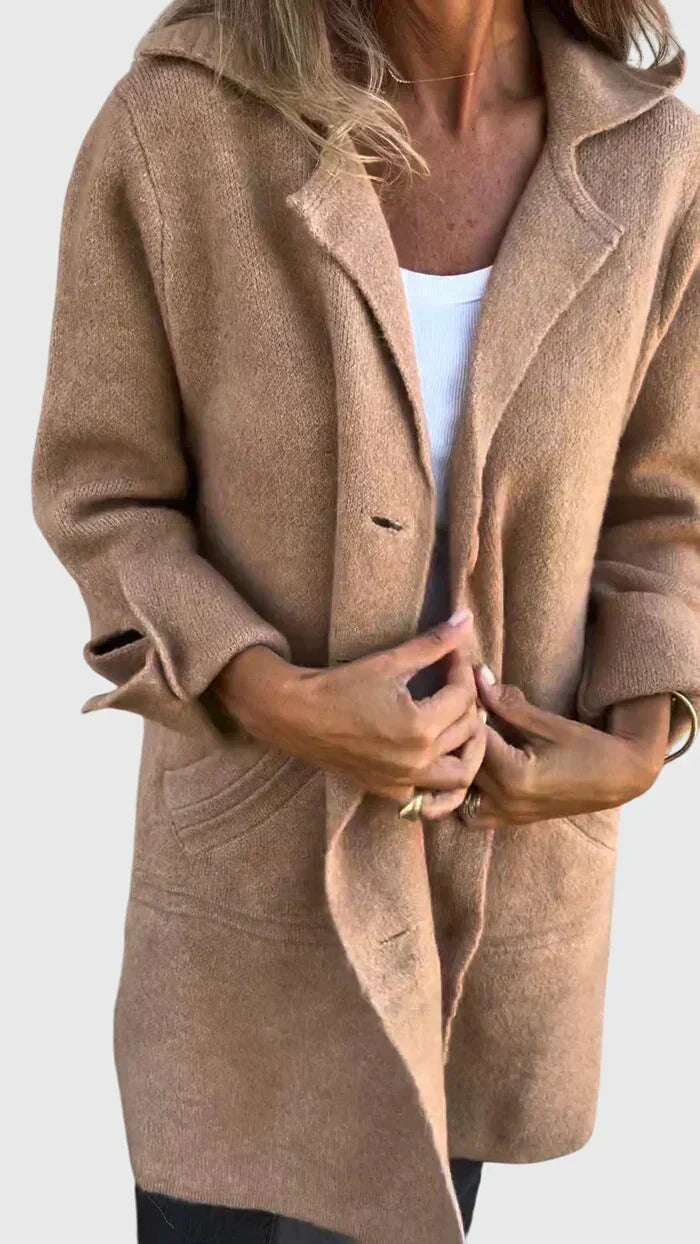 Lisa | Blazer with Buttons