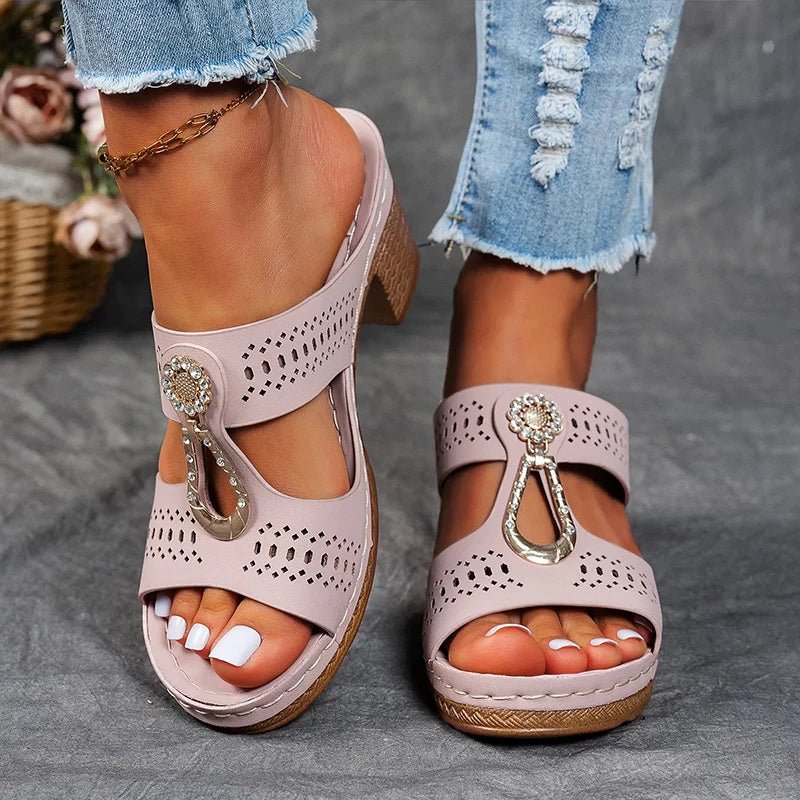 Faith | Chic and Comfortable Supportive Sandals