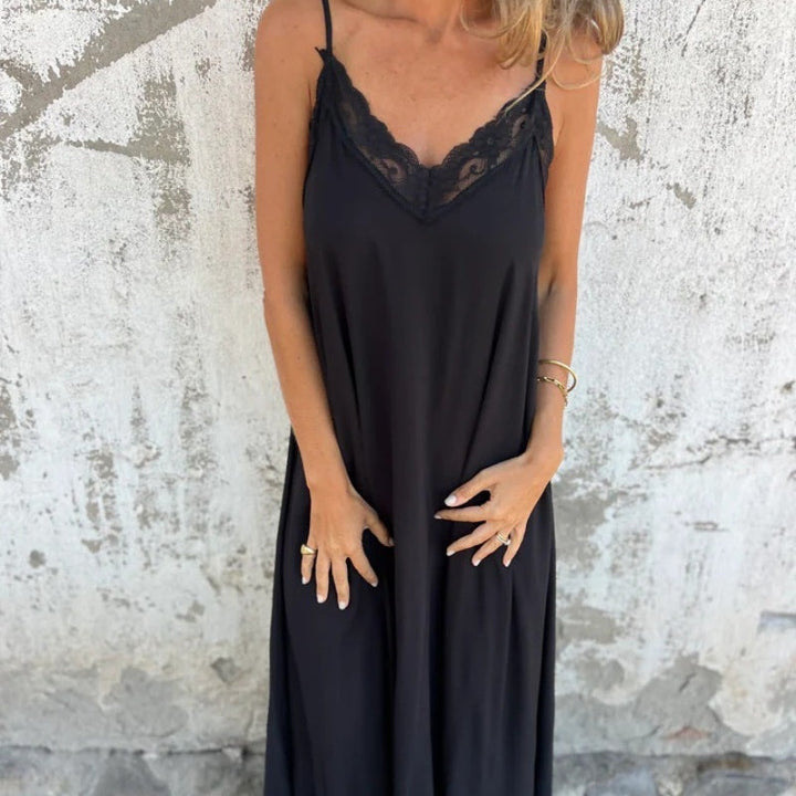 Carolina | Elegant Sleeveless Dress