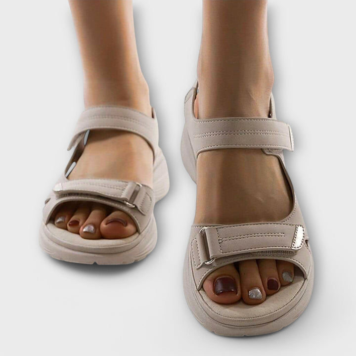 Nally | Supportive Sandals