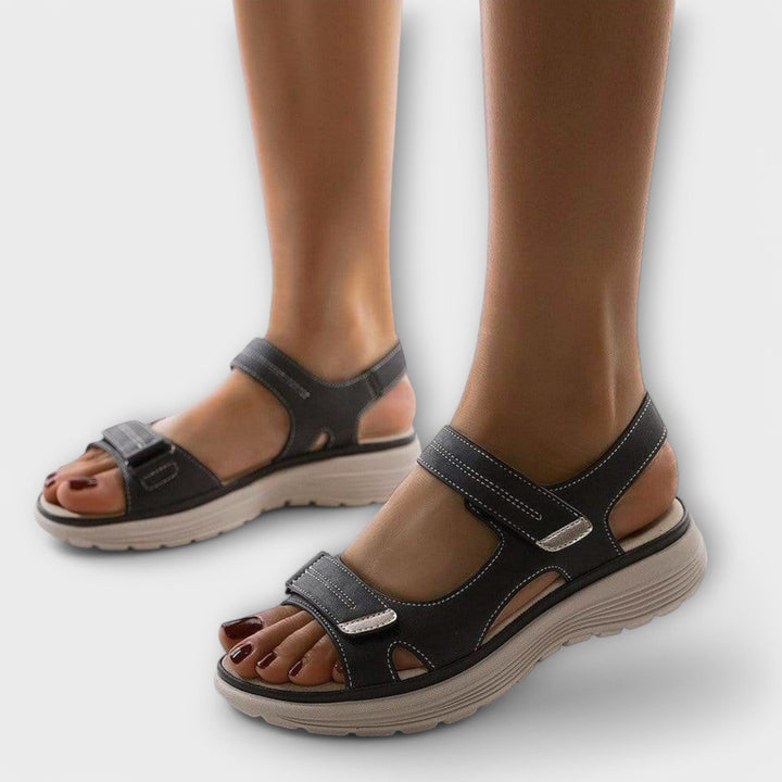 Nally | Supportive Sandals